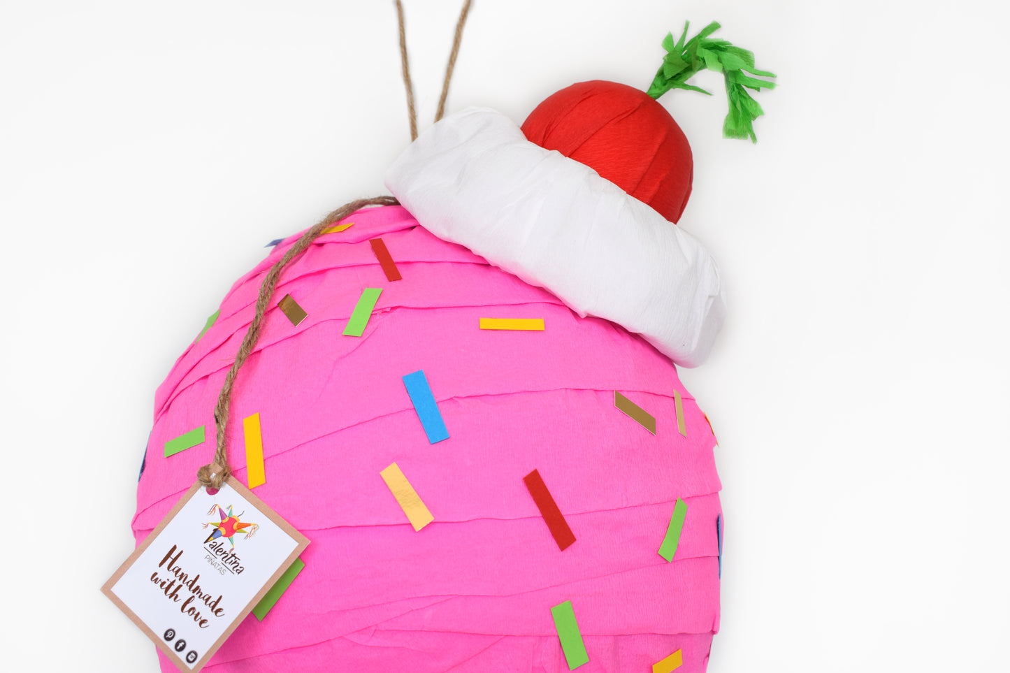 Erdbeere Eiswaffel-Piñata image 1